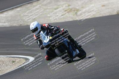 media/Sep-21-2025-TrackDaz (Sun) [[277c75b276]]/C Group/1140pm (Turn 3)/